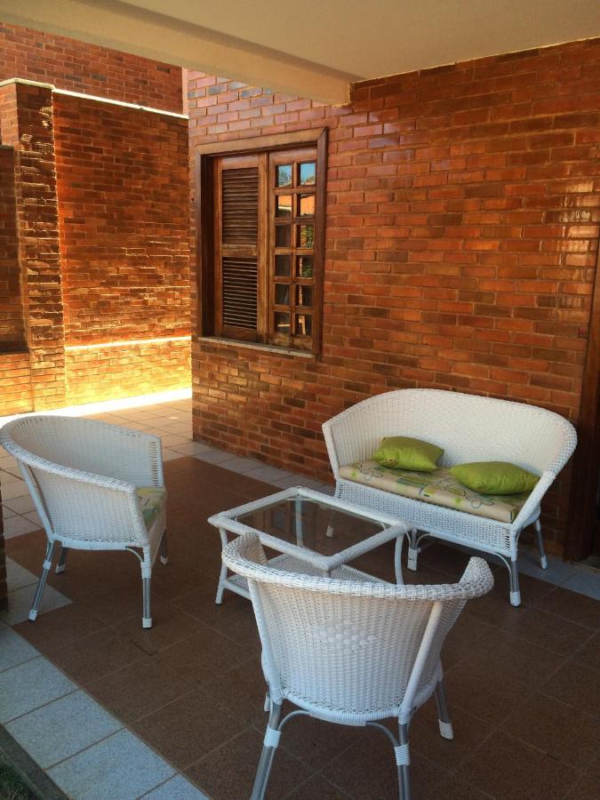 Linda Casa Porto Das Dunas: 4 Suites, Churrasqueira E Piscina Форталеза Экстерьер фото